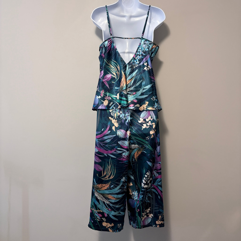 Linea Donatella Women's Medium Turquoise 2-Pc. Cropped Satin Pajamas Set NWT - Picture 4 of 10